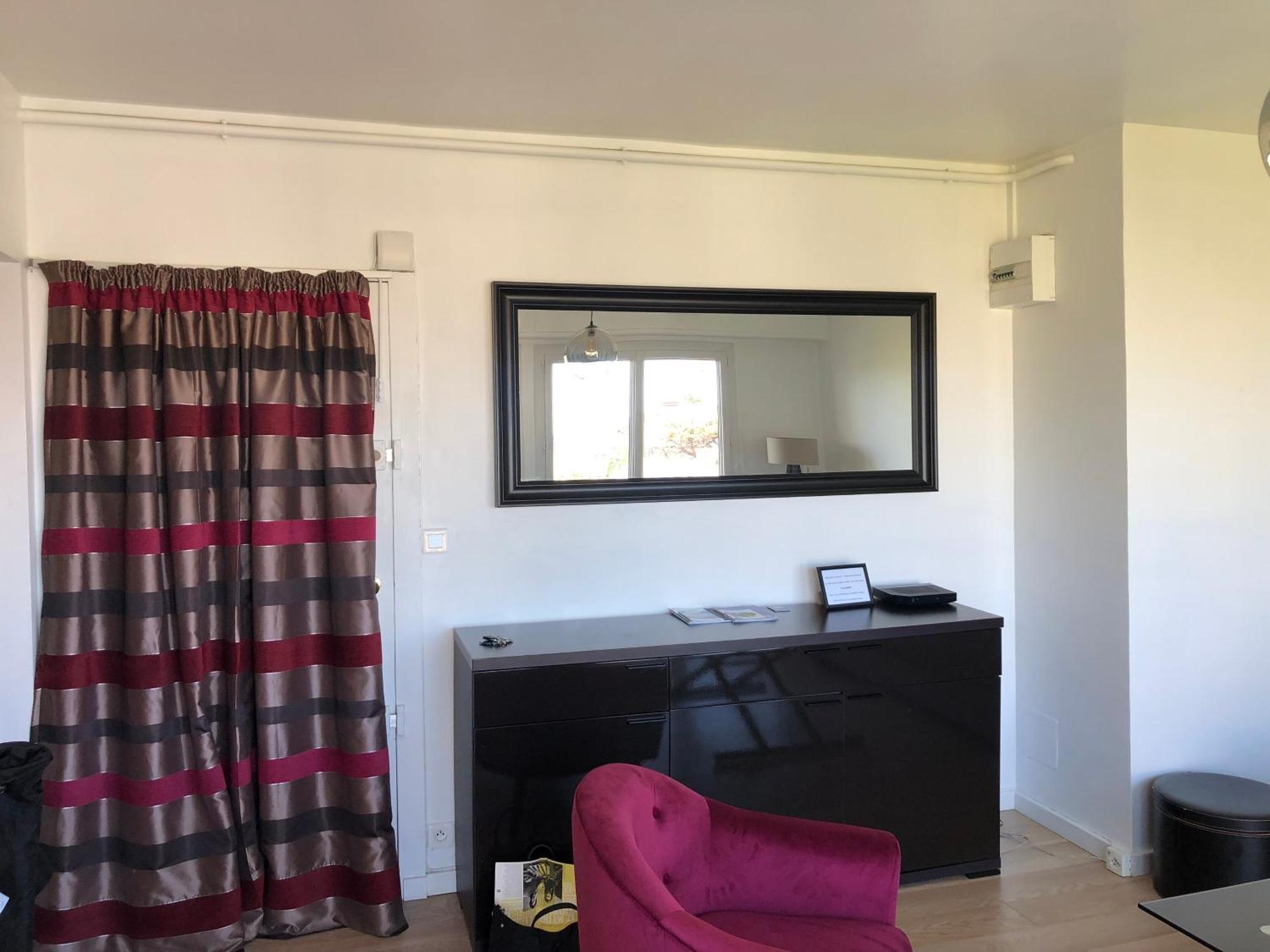 Studio Tout Confort Apercu Mer Dinard Exterior photo