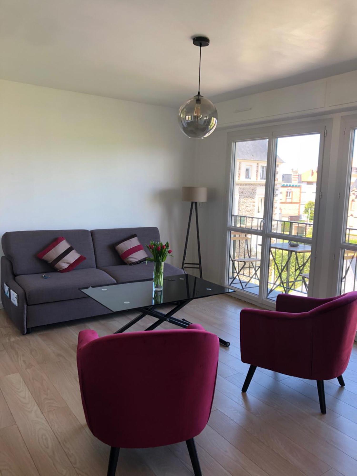 Studio Tout Confort Apercu Mer Dinard Exterior photo